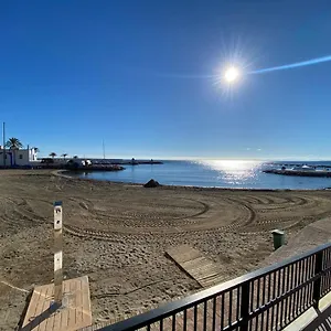 apartman-marbella-el-faro.es-andalucia.com/