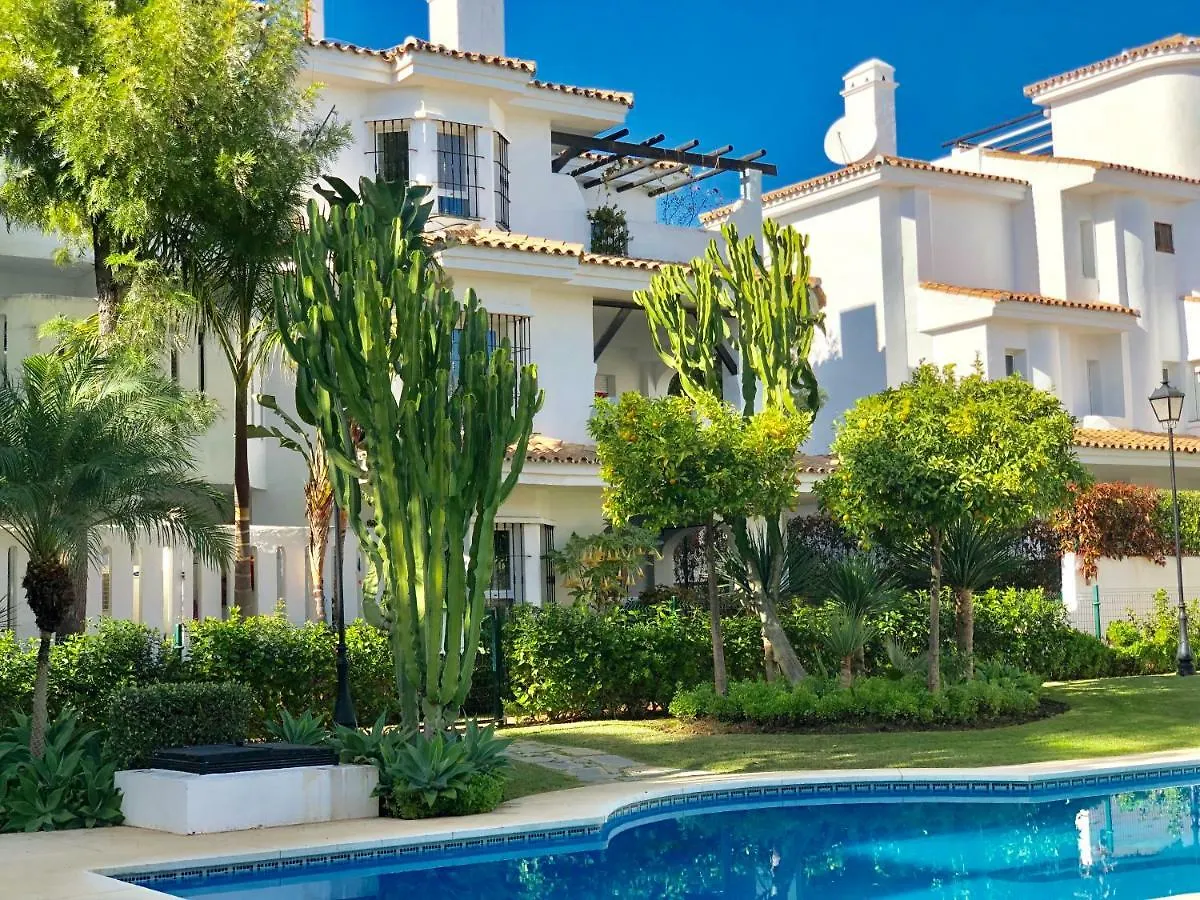 Ab Properties - Design Penthouse Duplex Marbella - 3 Mn To Puerto Banus And Beach - Golden Mile - Pool And Tropical Apartamento